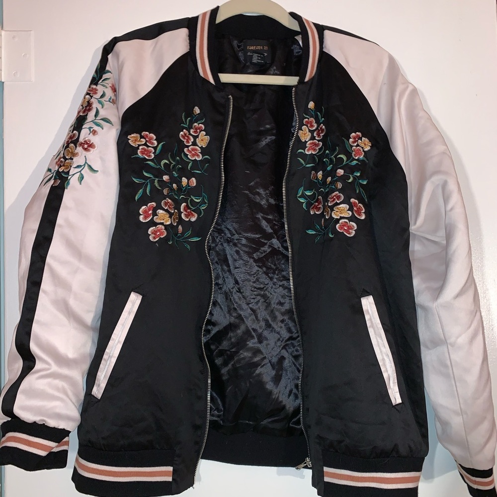 Embroidered bomber jacket